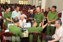 Công an tỉnh Ninh Bình hoàn thành lấy mẫu ADN hơn 19 nghìn thân nhân liệt sĩ