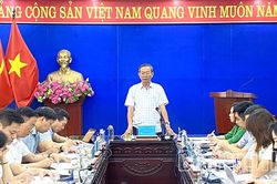 Gi&aacute;m s&aacute;t việc thực hiện quy chế d&acirc;n chủ ở cơ sở gắn với tr&aacute;ch nhiệm của người đứng đầu tại Sở Khoa học v&agrave; C&ocirc;ng nghệ