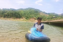 Mưu sinh theo dòng Đakrông