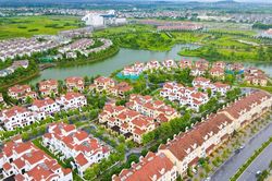 Bất động sản 23/7: Những lưu ý khi bán nhà cho người mua sử dụng vốn vay ngân hàng