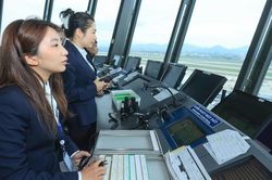 Bộ Xây dựng công bố thủ tục mới về phê chuẩn tài liệu khai thác bảo đảm hoạt động bay