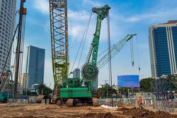 Hà Nội: Đặt 'xương sống' cho ga ngầm đầu tiên tuyến Metro Văn Cao - Hòa Lạc