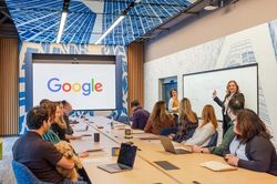Google bị Ủy ban châu Âu phạt 890 triệu Euro