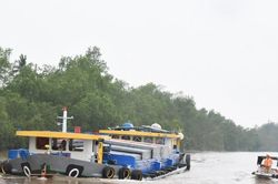 Công an Đồng Tháp chủ động đảm bảo an toàn giao thông mùa mưa bão