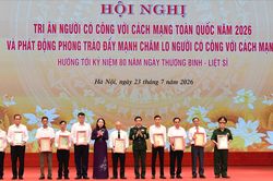 Lan tỏa phong tr&agrave;o chăm lo người c&oacute; c&ocirc;ng với c&aacute;ch mạng