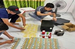 Công an Đồng Nai triệt phá ổ nhóm sản xuất, mua bán con dấu, giấy tờ giả trên không gian mạng