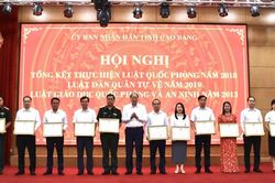 Tổng kết thực hiện Luật Quốc ph&ograve;ng, Luật D&acirc;n qu&acirc;n tự vệ v&agrave; Luật Gi&aacute;o dục quốc ph&ograve;ng v&agrave; an ninh