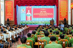 Triển khai 2 quy chế nâng cao hiệu quả quản lý hoạt động xuất nhập cảnh