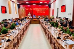 Bảo đảm an toàn, đúng pháp luật trong công tác tạm giữ, tạm giam