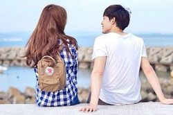 Muốn biết một người đàn ông có yêu bạn không, hãy để ý 3 phản ứng này