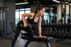 Muốn giảm mỡ nội tạng cứng đầu: Cardio hay tập tạ mới l&agrave; 'ch&igrave;a kh&oacute;a' thực sự?