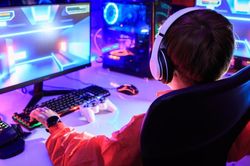 Đề xuất giới hạn thời gian chơi game trong ngày với trẻ em dưới 16 tuổi