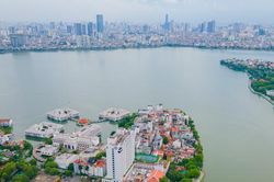 Bảo vệ hơn 3.500 ao hồ, giữ không gian xanh cho Thủ đô