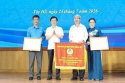 C&ocirc;ng đo&agrave;n phường T&acirc;y Hồ: Tiếp nối truyền thống, đổi mới v&agrave; ph&aacute;t triển