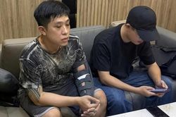 Khởi tố 't&uacute; &ocirc;ng' cầm đầu đường d&acirc;y 180 nam giới b&aacute;n d&acirc;m