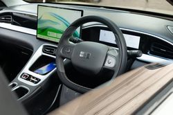 Xe điện Geely sắp được sản xuất tại nhà máy của Ford