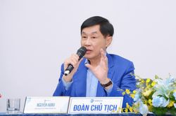 Doanh nghiệp của ông Johnathan Hạnh Nguyễn lãi 2 tỷ mỗi ngày