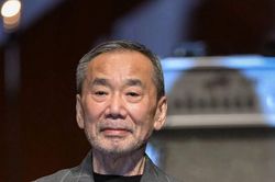 Tại sao Murakami m&ecirc; mẩn văn học kinh điển của Dostoevsky?