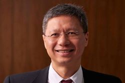 Cựu CEO Techcombank v&agrave;o HĐQT Eximbank