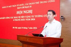 Tiếp tục thực hiện '4 kiên định' về chính trị, tư tưởng
