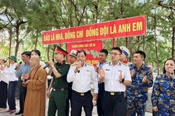 Những s&acirc;n khấu đặc biệt ở Trường Sa