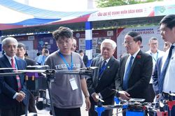 Ho&agrave;n thiện hệ sinh th&aacute;i khởi nghiệp s&aacute;ng tạo