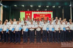 V&ugrave;ng Cảnh s&aacute;t biển 2 gặp mặt thương binh v&agrave; th&acirc;n nh&acirc;n liệt sĩ, thương, bệnh binh