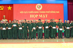 Hội Cựu chiến binh TP Đồng Nai họp mặt, tặng qu&agrave; thương binh ti&ecirc;u biểu