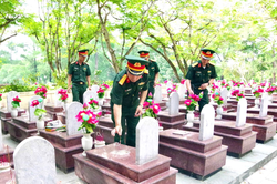 Lữ đoàn 683 tổ chức nhiều hoạt động ''Đền ơn đáp nghĩa''