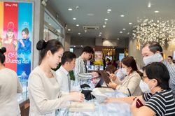 PNJ chỉ mua lại sản phẩm trong 2 giờ mỗi ng&agrave;y