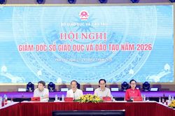 Sắp xếp lại trường học: Dự kiến khoảng 11.000 cán bộ quản lý giáo dục sẽ trở lại đứng lớp