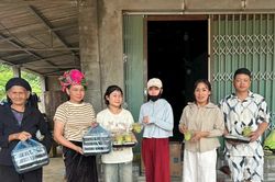 Tình người sau lũ ở Mường Than