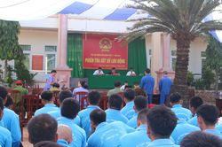 Phi&ecirc;n t&ograve;a lưu động - 'b&agrave;i học ph&aacute;p luật' cho người cai nghiện