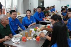 Ấm &aacute;p h&agrave;nh tr&igrave;nh đền ơn đ&aacute;p nghĩa ở Thanh H&oacute;a