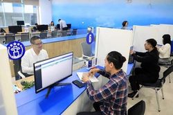 Trung ương yêu cầu tiếp tục 'tinh chỉnh' hoàn thiện tổ chức bộ máy bên trong