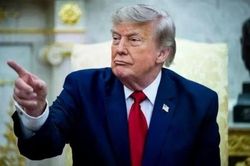 Ông Trump đe dọa Iran sau vụ tấn công tàu chở dầu của lực lượng Houthi