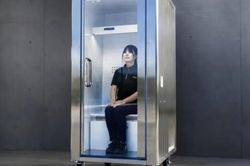 Nhật Bản ra mắt tủ lạnh cho người, làm mát cơ thể chỉ trong 10 phút