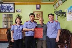 VKSND khu vực 9 - Hải Phòng tri ân thân nhân cán bộ nhân kỷ niệm 79 năm Ngày Thương binh - Liệt sĩ