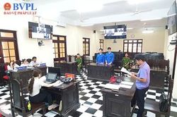 VKSND Khu vực 10 tỉnh Vĩnh Long tổ chức phiên tòa trực tuyến rút kinh nghiệm