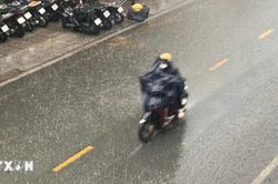 Thời tiết ngày 24/7: Mưa lớn bao trùm Bắc Bộ, nhiều nơi cần đề phòng mưa đá