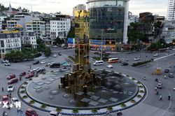 Quảng Ninh thí điểm đưa đón học sinh bằng xe buýt điện trong năm học 2026-2027