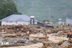 Lai Ch&acirc;u: T&igrave;m thấy nạn nh&acirc;n cuối c&ugrave;ng trong trận lũ qu&eacute;t ở Mường Than