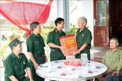 Tình đồng đội của những người lính sau chiến tranh