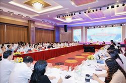 Đề xuất giữ ổn định Kỳ thi tốt nghiệp Trung học Phổ th&ocirc;ng, chuẩn bị lộ tr&igrave;nh thi tr&ecirc;n m&aacute;y t&iacute;nh