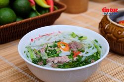 Phở H&agrave; Nội trong h&agrave;nh tr&igrave;nh trở th&agrave;nh di sản văn h&oacute;a phi vật thể được UNESCO ghi danh