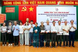 Hội Nhà báo Việt Nam và hành trình tri ân trên 'đất lửa' Quảng Trị
