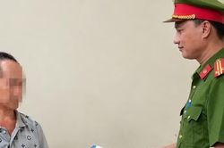 H&agrave;nh hung cha gi&agrave; 93 tuổi, nghịch tử bị khởi tố