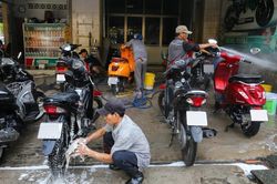 Giải mã hiện tượng 'cứ vừa rửa xe xong thì trời mưa' theo lập luận khoa học
