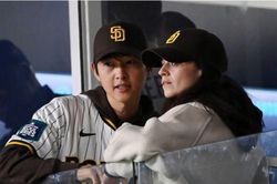 Thực hư tin đồn Song Joong Ki bị vợ con bỏ