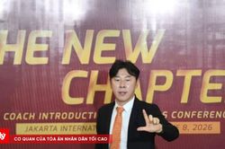 Cựu HLV trưởng Indonesia Shin Tae-yong nhận án phạt nặng từ KFA, vẫn ung dung làm việc tại Indonesia